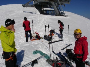 an der alten Bergstation, Start in die Neue Welt