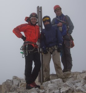 erster Teil der Truppe auf dem Gipfel