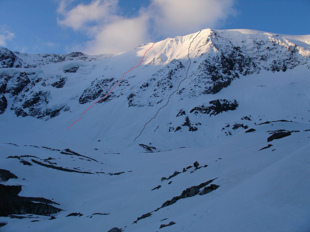 Taschach-Eiswand mit den Routen